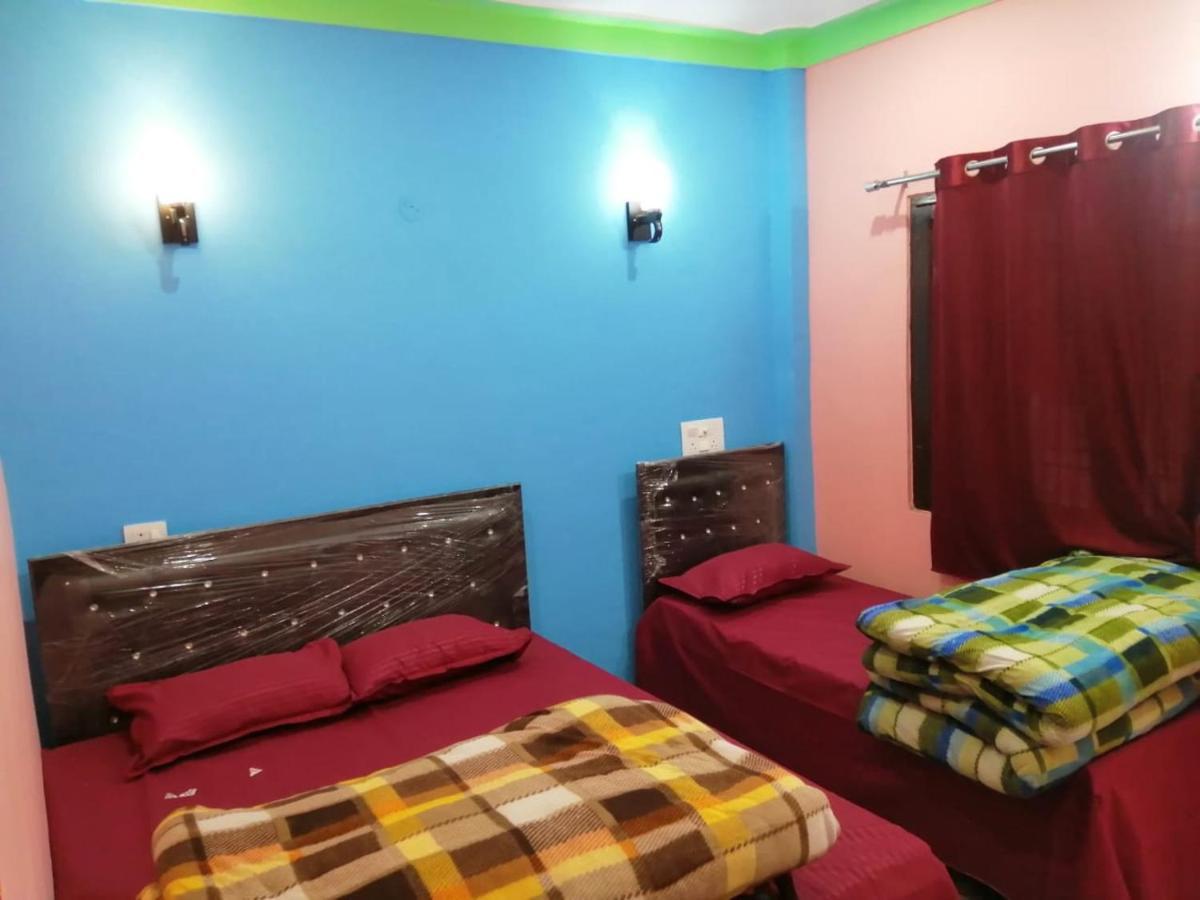 Prince Homestay & Restaurant Rudraprayāg Buitenkant foto