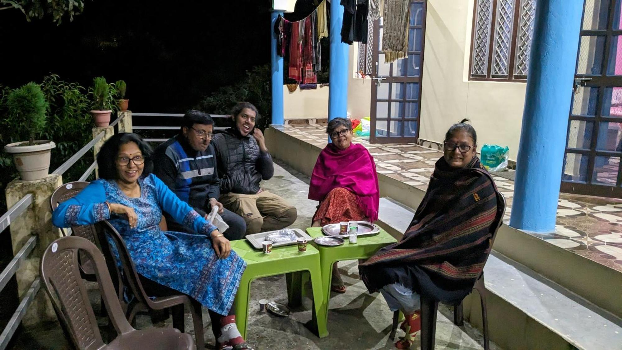 Prince Homestay & Restaurant Rudraprayāg Buitenkant foto
