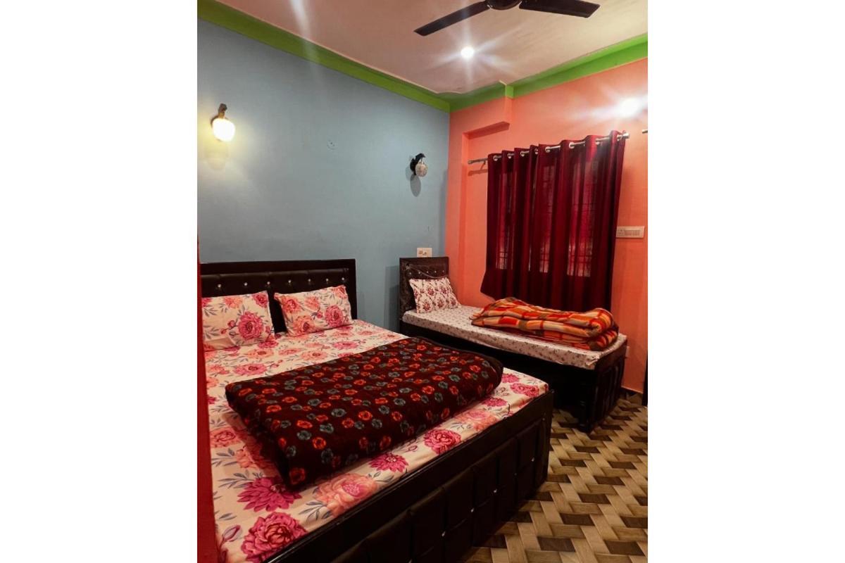 Prince Homestay & Restaurant Rudraprayāg Buitenkant foto