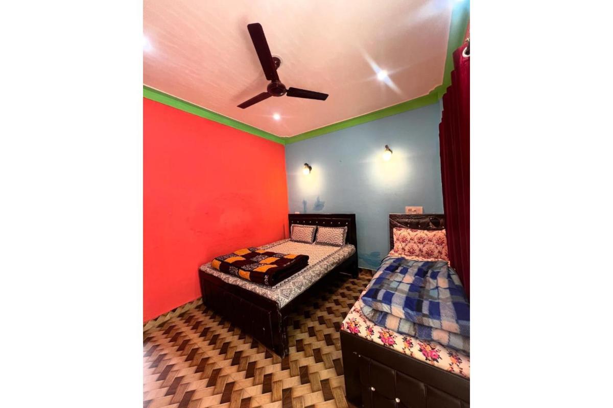 Prince Homestay & Restaurant Rudraprayāg Buitenkant foto