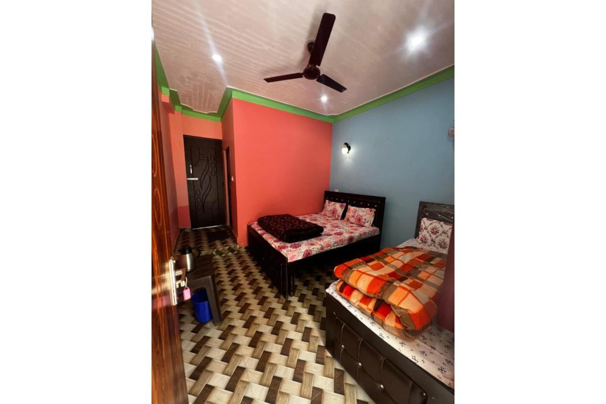 Prince Homestay & Restaurant Rudraprayāg Buitenkant foto