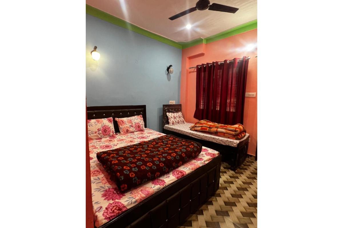 Prince Homestay & Restaurant Rudraprayāg Buitenkant foto